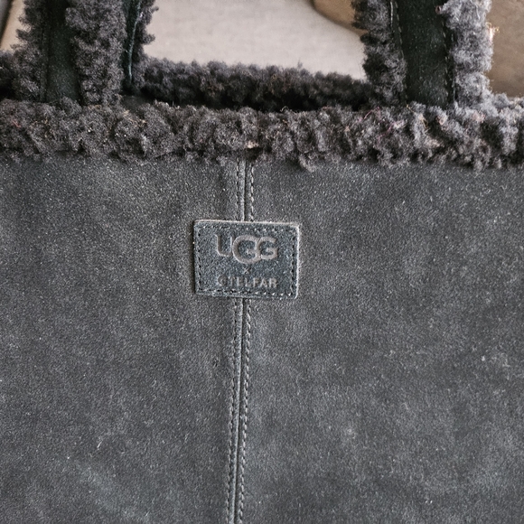 Authentic Large Telfar x UGG Bag - Picture 3 of 8